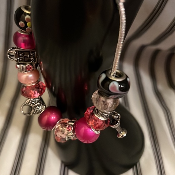 ** 3/$21 **  Mix Match Shop till You Drop Handmade Bracelet - Picture 2 of 6